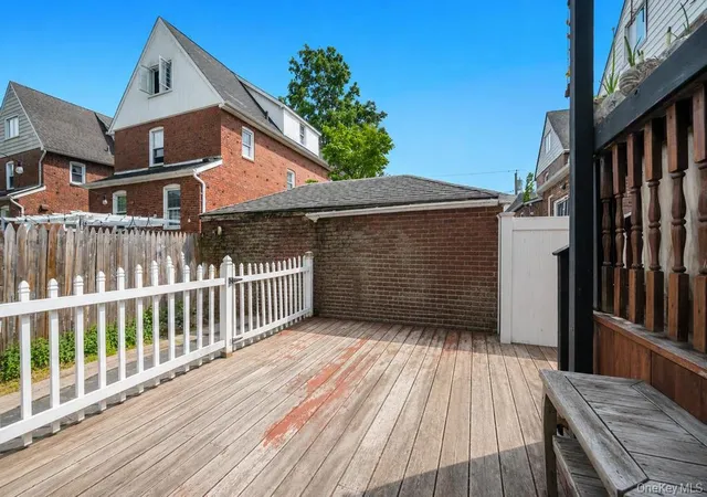 5th image of 65 Bixley Heath, Lynbrook, NY 11563 | MLS# 1009206