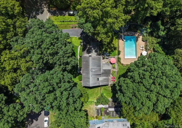 2nd image of 8 Washington Ave, Brookhaven, NY 11733 | MLS# 1009207