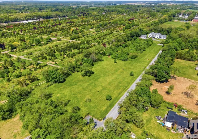 Photo 3 of Single family home for sale at 704 Hubbard Ave, Riverhead, NY 11901 | MLS# 1009212 | Listing updated on 2026-06-10