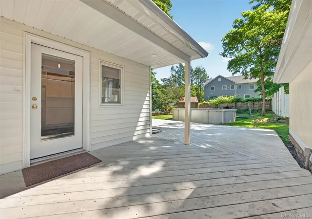 Homes for sale in Clarkstown, NY | 14 Forest Glen Rd, Clarkstown, NY 10989 | MLS# 1009228