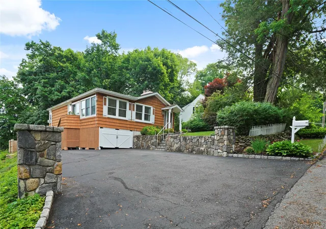 Homes for sale in Mount Pleasant, NY | 61 Ridgewood Dr, Mount Pleasant, NY 10570 | MLS# 1009246