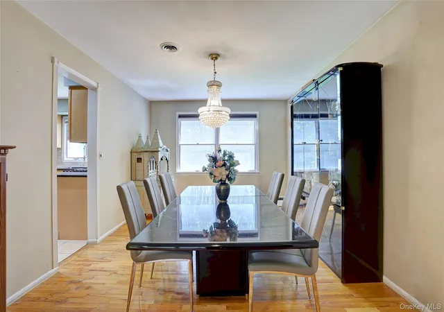 Photo 4 of Sale Pending at 561 New Hempstead Rd, Ramapo, NY 10977 | MLS# 1009272 | Listing updated on 2026-07-14