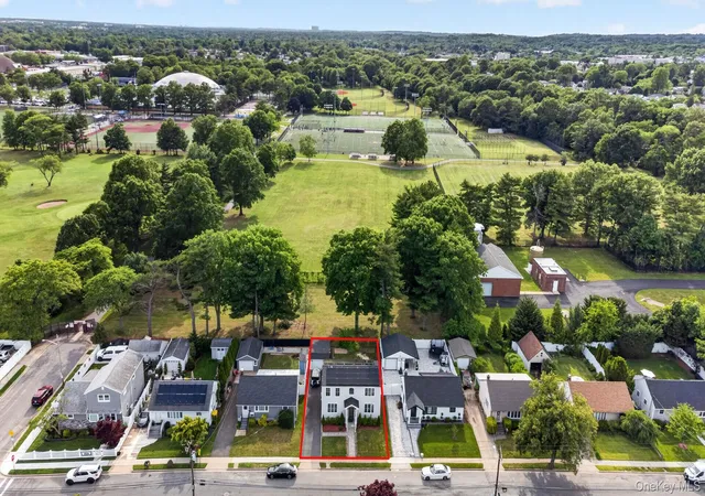 Photo 2 of Single family home for sale at 99 Kuhl Ave, Oyster Bay, NY 11801 | MLS# 1009307 | Listing updated on 2026-08-15