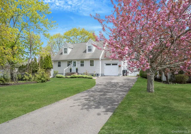 2nd image of 51 W Lake Dr, Brookhaven, NY 11772 | MLS# 1009335