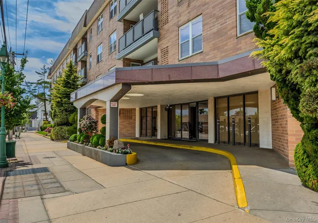 Photo 1 of Sale Pending at 360 Central Ave #128, Lawrence, NY 11559 | MLS# 1009339 | Listing updated on 2026-06-25