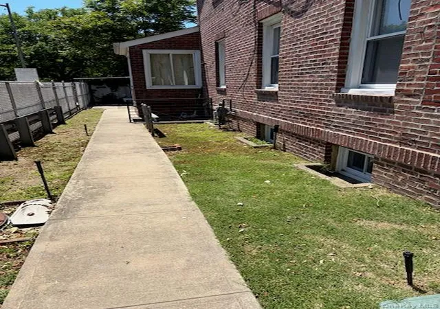 Photo 3 of Sale Pending at 242-36 90th Avenue, Bellerose, NY 11426 | MLS# 1009349 | Listing updated on 2026-07-17