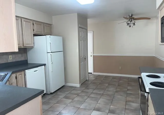 5th image of 12 Deer Crossing Dr, Fishkill, NY 12524 | MLS# 1009356