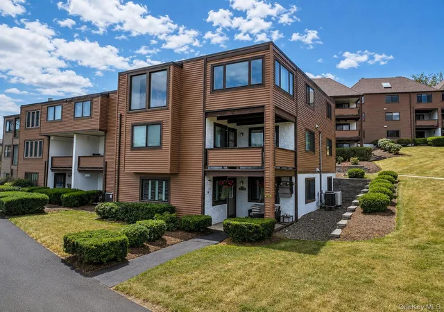 Homes for sale in Newburgh, NY | 350 N Water St #4-1, Newburgh, NY 12550 | MLS# 1009381