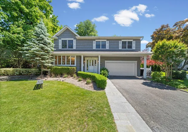Single family home for sale at 29 Waverly Pl, Hempstead, NY 11559 | MLS# 1009382