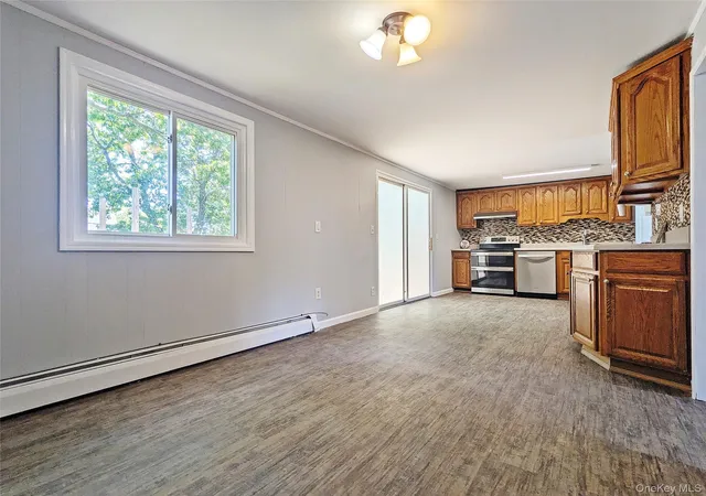4th image of 17 Belair Rd, Selden, NY 11784 | MLS# 1009384