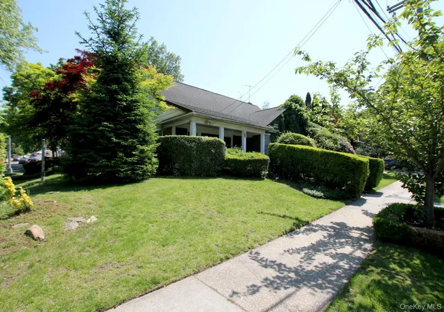 Photo 3 of Sale Pending at 82-04 188th Street, Hollis, NY 11423 | MLS# 1009420 | Listing updated on 2026-09-15