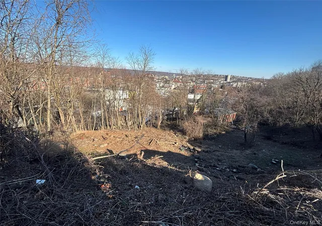4th image of 223 Glenbrook Ave, Yonkers, NY 10705 | MLS# 1009423