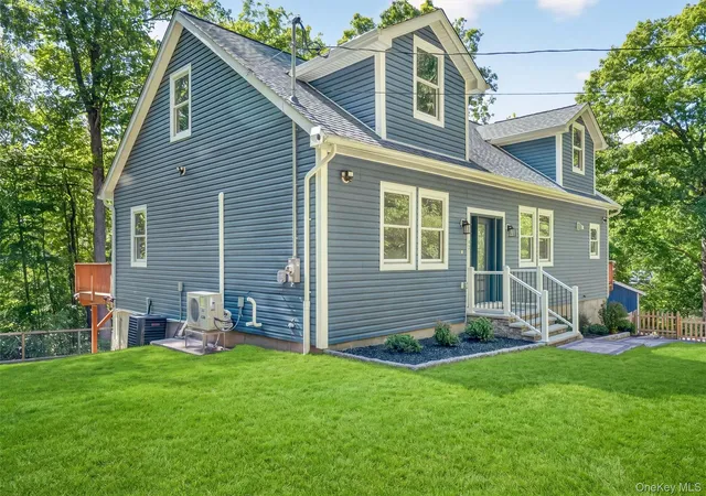 Photo 4 of Single family home for sale at 14 Elm St, Crawford, NY 12721 | MLS# 1009434 | Listing updated on 2026-09-30