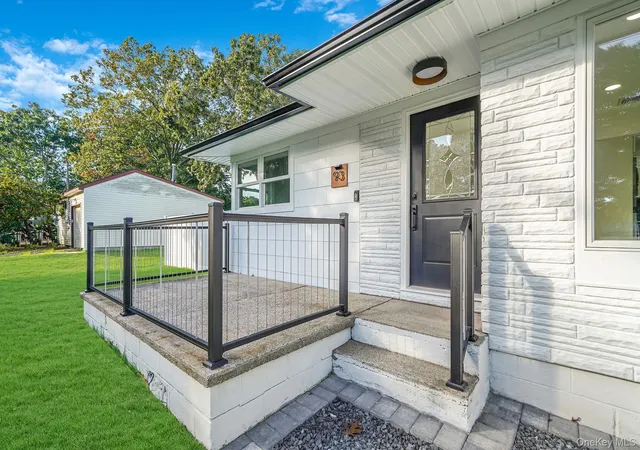 Photo 3 of Sale Pending at 93 Royal Ave, Riverhead, NY 11901 | MLS# 1009445 | Listing updated on 2026-08-21