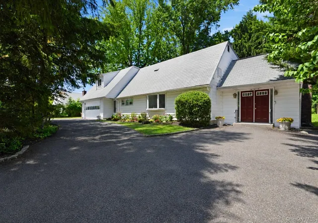 Homes for sale in Rye Town, NY | 2 Bell Pl, Rye Town, NY 10573 | MLS# 1009463