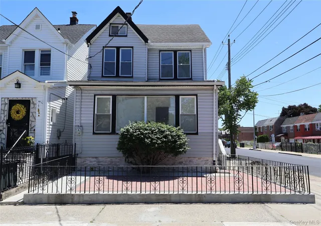 Photo 2 of Sale Pending at 168 02 116th Avenue, New York, NY 11434 | MLS# 1009482 | Listing updated on 2026-09-30