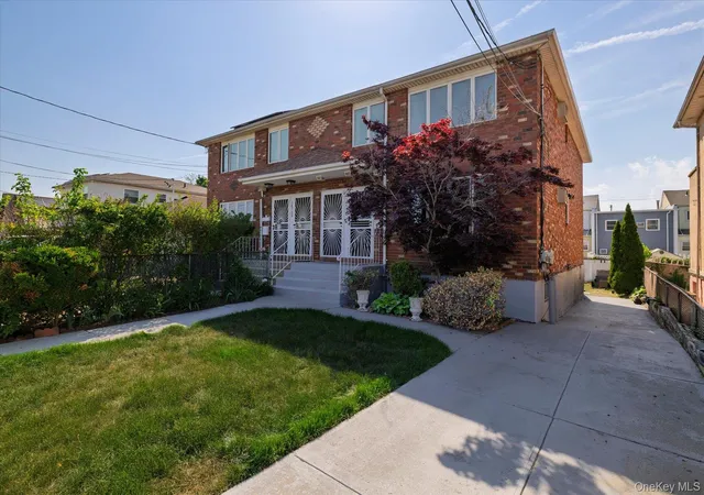 Homes for sale in New York, NY | 14724 230th Pl, New York, NY 11413 | MLS# 1009524