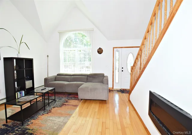 4th image of 51 Spar Dr, Mastic Beach, NY 11951 | MLS# 1009530