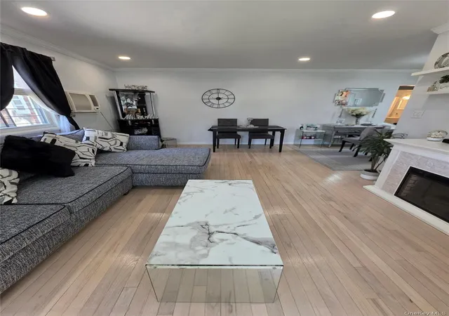 3rd image of 88-27 Shore Parkway #25, Howard Beach, NY 11414 | MLS# 1009533