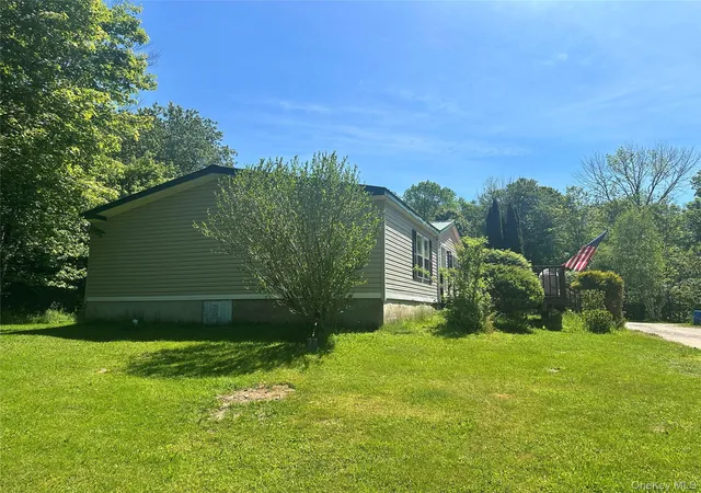 Homes for sale in Thompson, NY | 375 Harris Rd, Thompson, NY 12701 | MLS# 1009551