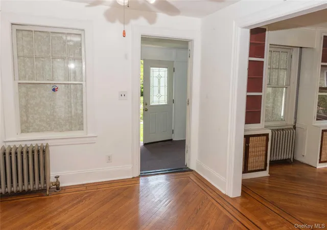 5th image of 209 Sherman St, Hempstead, NY 11563 | MLS# 1009569