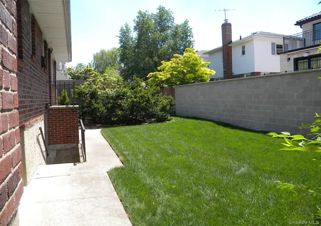 Photo 3 of Single family home for sale at 2810 210th Place, New York, NY 11360 | MLS# 1009585 | Listing updated on 2026-10-08