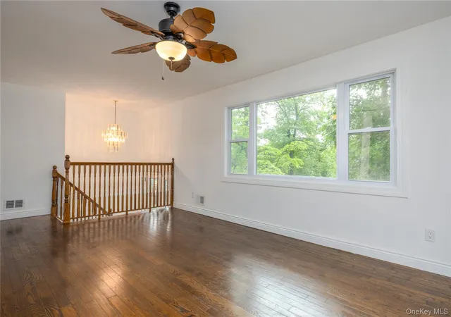 3rd image of 11 Guterl Ter, Orangetown, NY 10965 | MLS# 1009586