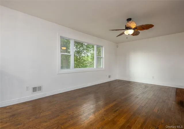 5th image of 11 Guterl Ter, Orangetown, NY 10965 | MLS# 1009586
