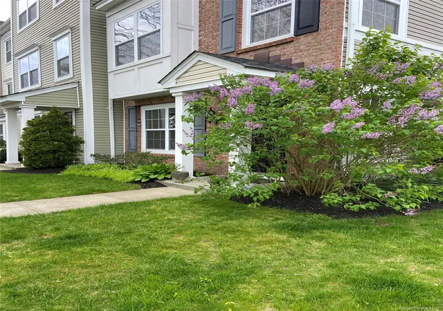 1st image of 1 Maler Ln, Patchogue, NY 11772 | MLS# 1009599