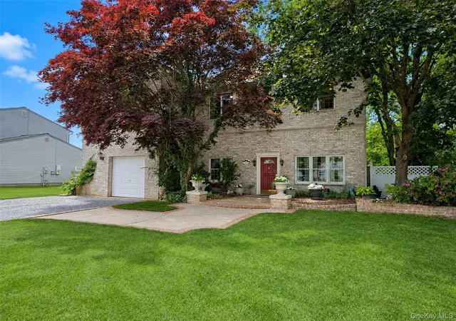 1st image of 6 Naybor Ave, Medford, NY 11763 | MLS# 1009647