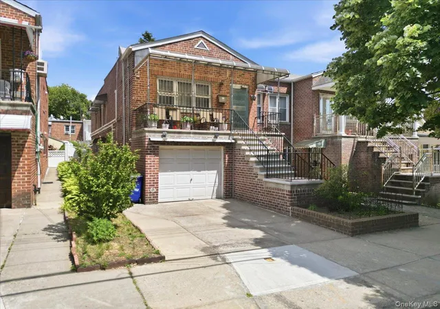 Photo 1 of Sale Pending at 2752 Fish Ave, Bronx, NY 10469 | MLS# 1009677 | Listing updated on 2026-07-19