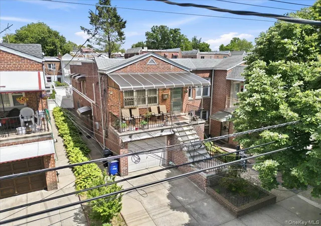 Photo 2 of Sale Pending at 2752 Fish Ave, Bronx, NY 10469 | MLS# 1009677 | Listing updated on 2026-07-19