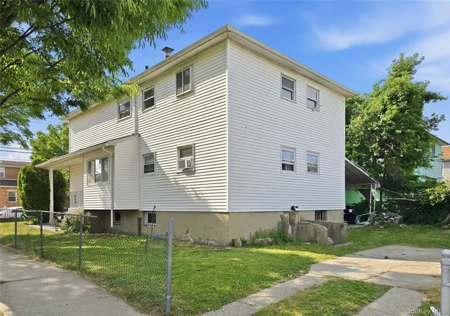 Photo 3 of Multi family home for sale at 14563 181st Street, New York, NY 11413 | MLS# 1009684 | Listing updated on 2026-08-16