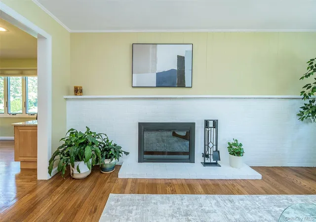 5th image of 22 Andover Rd, North Hempstead, NY 11050 | MLS# 1009691