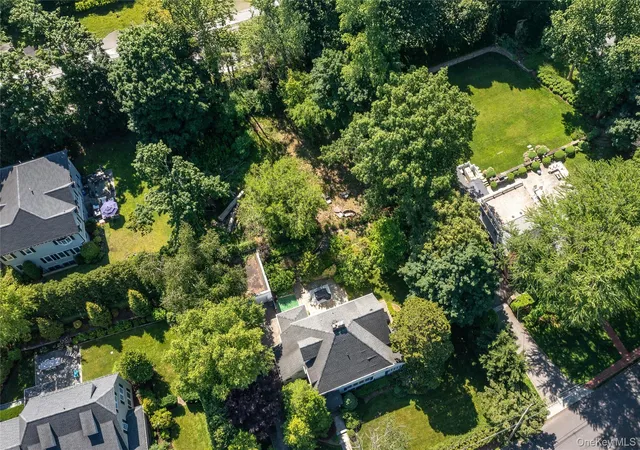 Photo 3 of Land for sale at 98 Park Aka Midland Ave, Bronxville, NY 10708 | MLS# 1009702 | Listing updated on 2026-08-14