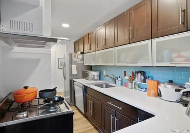 5th image of 67-40 Yellowstone Blvd #6L, Forest Hills, NY 11375 | MLS# 1009706