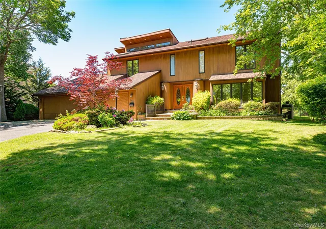 4th image of 164 W Islip Rd, West Islip, NY 11795 | MLS# 1009715