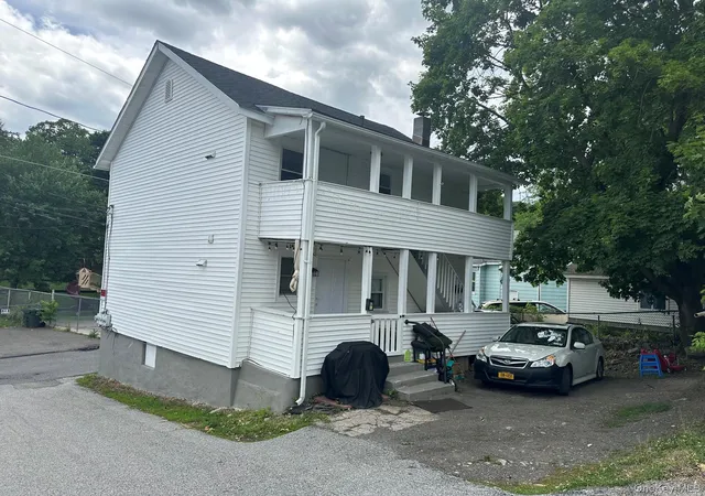 Homes for sale in Highlands, NY | 92 Center St, Highlands, NY 10928 | MLS# 1009727