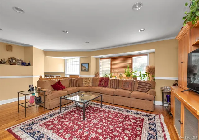 4th image of 3375 Fairway Rd, Oceanside, NY 11572 | MLS# 1009772