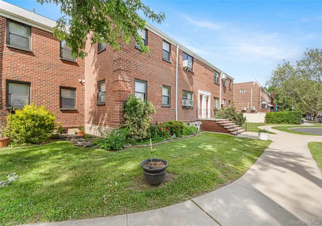2nd image of 168-01 18th Ave, Whitestone, NY 11357