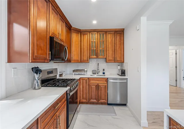 3rd image of 168-01 18Th Ave #3-135, Whitestone, NY 11357 | MLS# 1009775