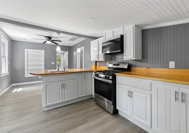 Homes for sale in Southampton, NY | 26 Flanders Blvd, Southampton, NY 11901 | MLS# 1009779