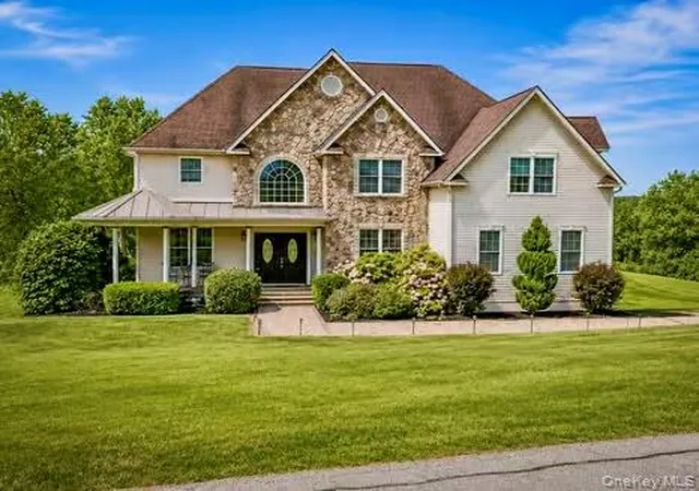 Photo 1 of Single family home for sale at 15 Christina Way, Marlboro, NY 12547 | MLS# 1009780 | Listing updated on 2026-08-24