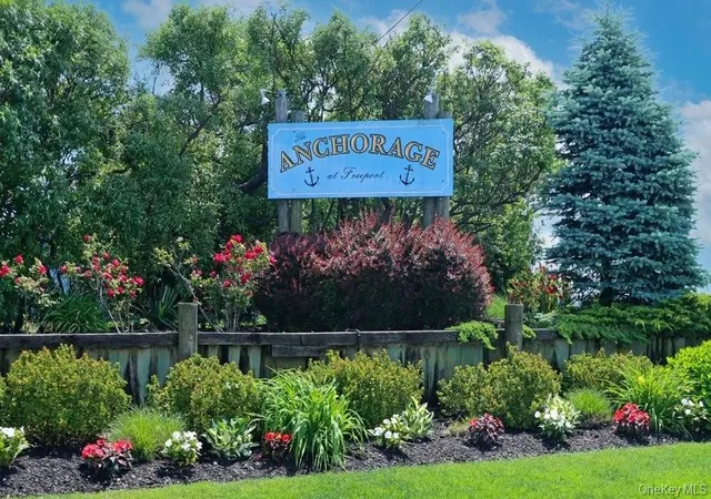 1st image of 1 Anchorage Wy #1401, Hempstead, NY 11520 | MLS# 1009797