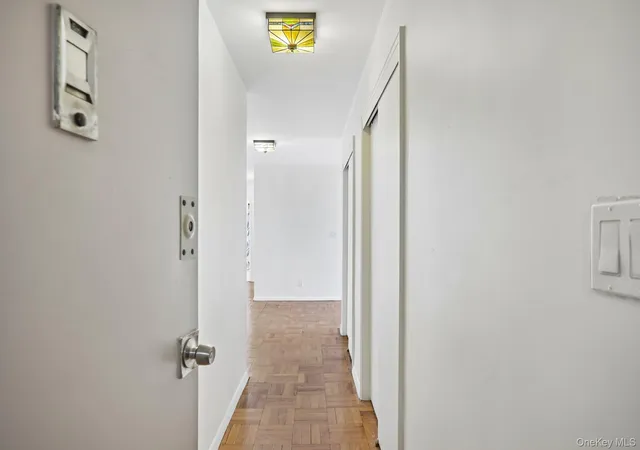 2nd image of 266 Pelham Rd #6H, New Rochelle, NY 10805 | MLS# 1009828