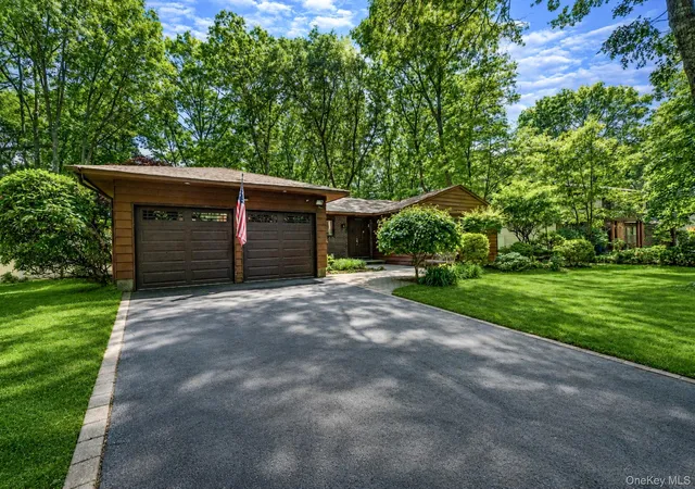 Photo 2 of Sale Pending at 96 Fulton Blvd, Commack, NY 11725 | MLS# 1009850 | Listing updated on 2026-07-17