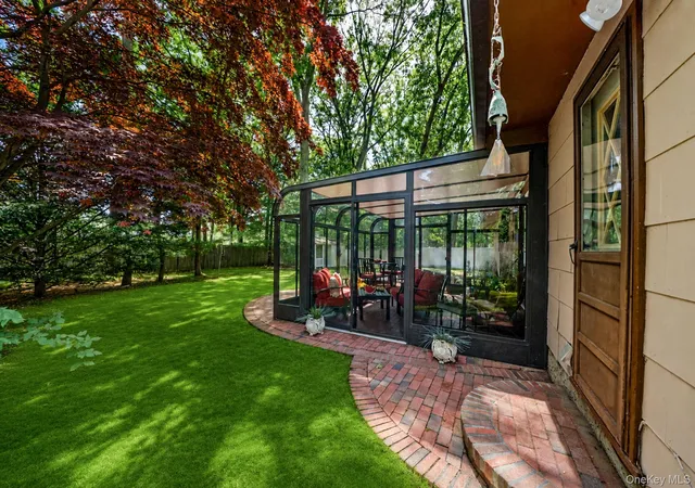 Photo 3 of Sale Pending at 96 Fulton Blvd, Commack, NY 11725 | MLS# 1009850 | Listing updated on 2026-07-17