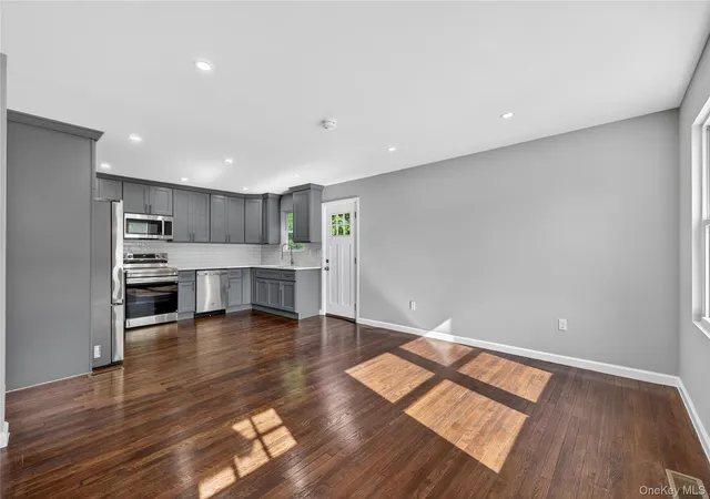 4th image of 68 Cyprus Ave, Islip, NY 11717 | MLS# 1009904