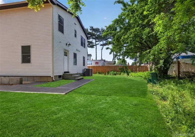 41st image of 68 Cyprus Ave, Islip, NY 11717 | MLS# 1009904