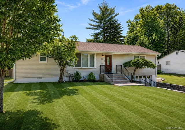 Homes for sale in Middletown, NY | 145 Wawayanda Ave, Middletown, NY 10940 | MLS# 1009905